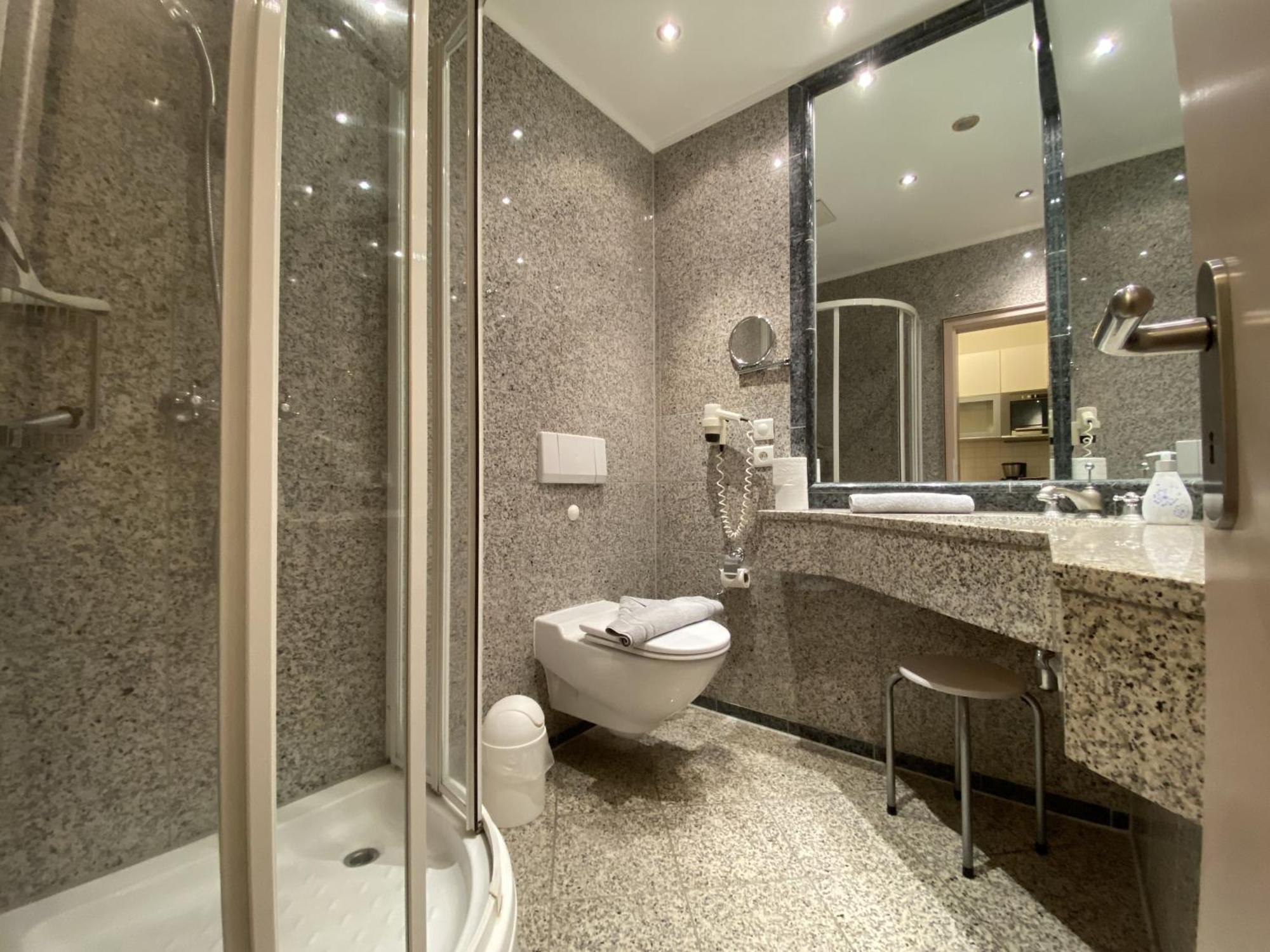 Ferienwohnung Ostseeblick In Der Villa Seeadler Binz Exterior foto